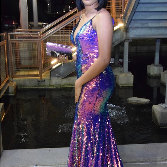 This beautiful multi color dress only worn once - Picture 6 of 7